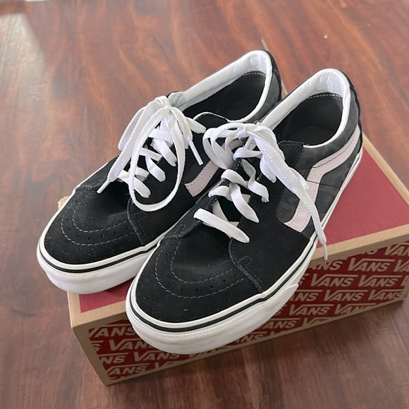 Vans Sk8-Low women’s size 10 - Picture 1 of 6